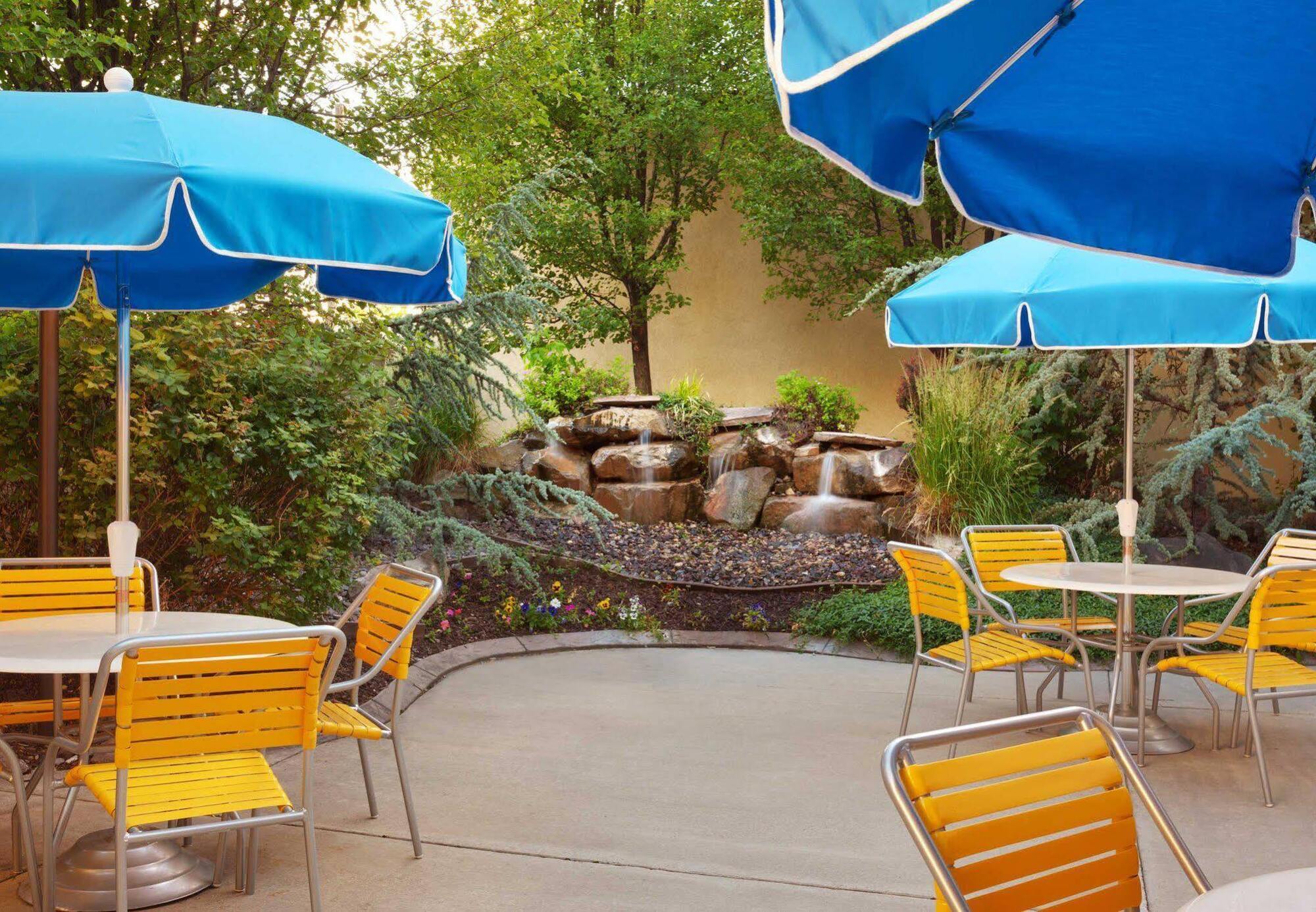 Courtyard By Marriott Salt Lake City Downtown Exterior foto